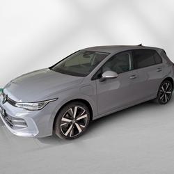 Volkswagen Golf 8 Golf 1.5 eHybrid 204 DSG6 VW Edition Vert-Saint-Denis