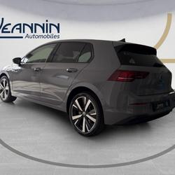 Volkswagen Golf 8 Golf 1.5 eHybrid 204 DSG6 VW Edition Vert-Saint-Denis