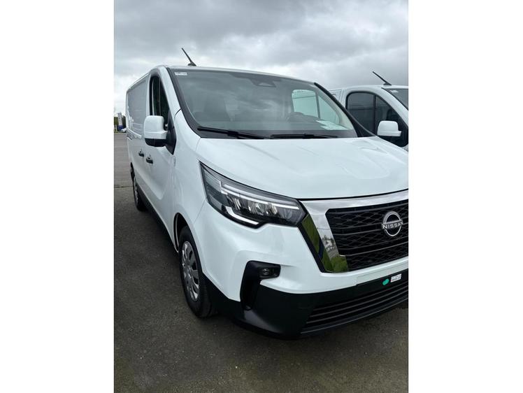 Nissan Primastar  - 32 380 €