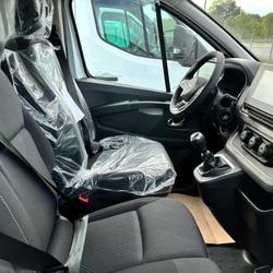 Nissan Primastar N-Connecta 2.8t 2.0 dCi - 150 - S/S  II Fourgon L1H1 PHASE 2 Isigny-le-Buat