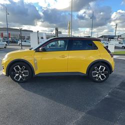 Renault R5 E-Tech Renault 5 E-Tech Electrique 150 ch autonomie confort Techno TOURLAVILLE