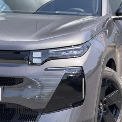 Citroen C5 Aircross NV Hybrid 145 e-DSC6 Max avec Hayon &eacute;lec et Attelage RDSO Foug&egrave;res