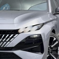 Peugeot 308 III Phase 1 NV Hybrid 145 GT e-DSC6 Foug&egrave;res