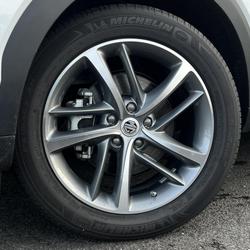 MG EHS 1.5T GDi Phev 258 Luxury avec Toit ouvrant, Cam&eacute;ra 360&deg; et R&eacute;gulateur adaptatif Foug&egrave;res