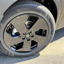 Citroen C5 Aircross NV Hybrid 145 e-DSC6 Plus avec Toit ouvrant et Pack Techno Vern-sur-Seiche