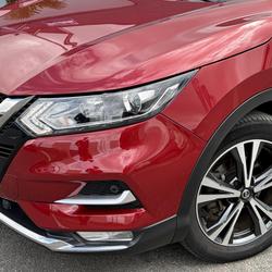 Nissan Qashqai 1.3 DIG-T 140 N-Connecta avec Toit pano, Cam&eacute;ra et Attelage Vern-sur-Seiche