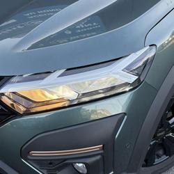 Dacia Sandero STEPWAY ECO-G 100 Extr&ecirc;me avec Cam&eacute;ra, GPS et Pack Confort Foug&egrave;res
