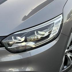 Renault Grand Scenic 4 IV 1.7 BlueDCI 150 Intens 7PL avec Attelage Foug&egrave;res