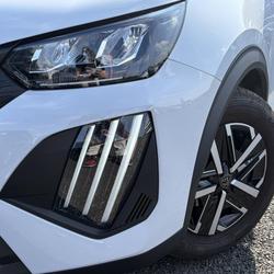 Peugeot 2008 1.2 PureTech 100 Active avec Apple Car Play et Si&egrave;ges chauffants Vern-sur-Seiche