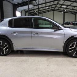 Peugeot 208 Hybrid 136 bva e-dcs6 gt + navi + pack vision + toit pano Wattrelos