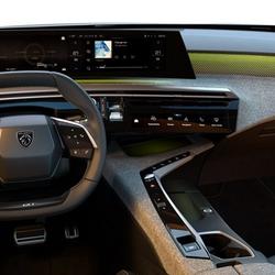 Peugeot 5008 Hybrid 145 ch bva e-dcs6 7pl gt Wattrelos