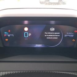Peugeot 2008 Hybrid 145 ch bva e-dcs6 allure occasion - Wattrelos - photo 3/6