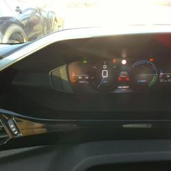 Peugeot 308 III Phase 1 Hybrid 145 bva e-dcs6 allure + adml + navi + camera 360 occasion - Wattrelos - photo 3/6
