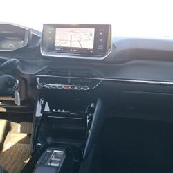 Peugeot 2008 Puretech 130 s&s eat8 allure pack + navi occasion - Wattrelos - photo 3/6