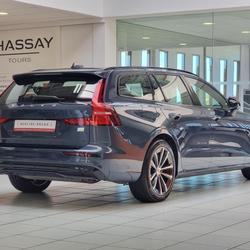 Volvo V60 II (2) T6 AWD HYBRIDE RECHARGEABLE 253 CH + 145 CH PLUS STYLE DARK GEARTRONIC 8 Tours
