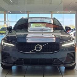 Volvo V60 II (2) T6 AWD HYBRIDE RECHARGEABLE 253 CH + 145 CH PLUS STYLE DARK GEARTRONIC 8 H&eacute;nin-Beaumont