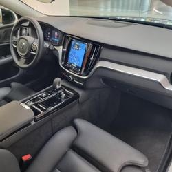 Volvo V60 II (2) T6 AWD HYBRIDE RECHARGEABLE 253 CH + 145 CH PLUS STYLE DARK GEARTRONIC 8 H&eacute;nin-Beaumont