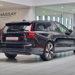 Volvo V60 II (2) T6 AWD HYBRIDE RECHARGEABLE 253 CH + 145 CH PLUS STYLE DARK GEARTRONIC 8 Tours