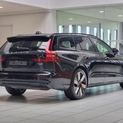 Volvo V60 II (2) T6 AWD HYBRIDE RECHARGEABLE 253 CH + 145 CH PLUS STYLE DARK GEARTRONIC 8 H&eacute;nin-Beaumont