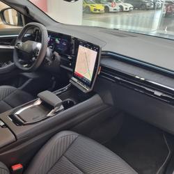 Renault Austral (2) 1.2 FULL HYBRID E-TECH 200 ESPRIT ALPINE H&eacute;nin-Beaumont