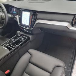Volvo V60 II (2) T6 AWD HYBRIDE RECHARGEABLE 253 CH + 145 ULTRA STYLE DARK GEARTRONIC 8 Tours