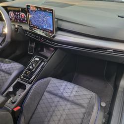 Volkswagen Golf 8 1.5 ETSI 150 DSG 7 VIII R-LINE Tours