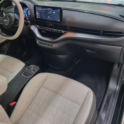 Fiat 500 II III 3+1 E 118 LA PRIMA 42KWH Tours