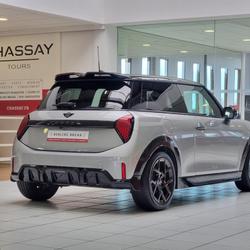 Mini Mini IV (F66) 1.5 COOPER C 156 FINITION JCW DKG7 3P Tours