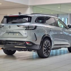 Renault Espace 5 VI E-TECH HYBRID 200 ESPRIT ALPINE 7PL H&eacute;nin-Beaumont