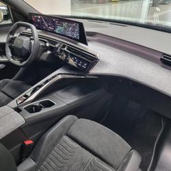 Peugeot 3008 III HYBRID 145 GT E-DCS6 H&eacute;nin-Beaumont