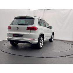 Volkswagen Tiguan 2.0 TDI 140 cv  R-Line 4Motion bo&icirc;te manuelle B&egrave;gles