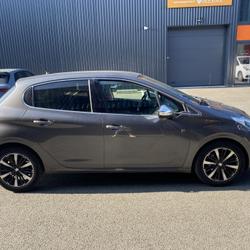 Peugeot 208 PEUGEOT GENERATION-I 1.2 PURETECH 110 TECH EDITION START-STOP B&egrave;gles