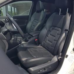 Nissan Qashqai QASHQAI II ph2 DCi 110 TEKNA + Vitr&eacute;
