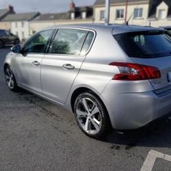 Peugeot 308 Phase 2 BlueHDi 130 EAT8 S&S ALLURE Cand&eacute;