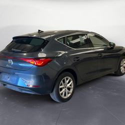Seat Leon 1.5 eTSI - 115 - DSG 7 BERLINE Style S&eacute;r&eacute;zin-du-Rh&ocirc;ne