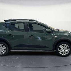 Dacia Sandero TCe 90 Stepway Expression - Pack Navigation - Pack City - Mains libres S&eacute;r&eacute;zin-du-Rh&ocirc;ne