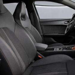 Cupra Leon Sportstourer 1.4 e-Hybrid 204 V  - Attelage - ACC S&eacute;r&eacute;zin-du-Rh&ocirc;ne