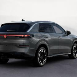 Volkswagen T-Roc 1.5 eTSI Hybrid 150 - DSG 7 R-Line Keyless - Cam&eacute;ra - Hayon mains libre - JA18 - Si&egrave; occasion - S&eacute;r&eacute;zin-du-Rh&ocirc;ne - photo 2/3