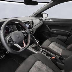 Volkswagen Polo 2.0 16V TSI - 207 - DSG 7 VI GTI PHASE 2 JA18 - NAVI - Si&egrave;ges chauffants occasion - S&eacute;r&eacute;zin-du-Rh&ocirc;ne - photo 3/3