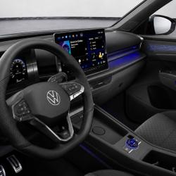 Volkswagen T-Roc 1.5 eTSI Hybrid 150 - DSG 7 R-Line JA18 - Toit ouvrant - Attelage - Si&egrave;ges volant chauffant - Cam&eacute;r occasion - S&eacute;r&eacute;zin-du-Rh&ocirc;ne - photo 3/3