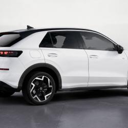 Volkswagen T-Roc 1.5 eTSI Hybrid 150 - DSG 7 R-Line JA18 - Toit ouvrant - Attelage - Si&egrave;ges volant chauffant - Cam&eacute;r occasion - Mont&eacute;limar - photo 2/3