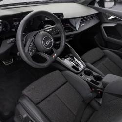 Audi A3 Sportback Sportback 1.5 40 TFSI e - 204S-Tronic 6 S line PH2 JA18 - Keyless - Cam&eacute;ra - Matrix - Si&am occasion - Mont&eacute;limar - photo 3/3