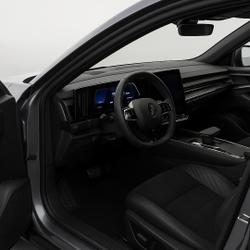 Renault Rafale 1.2 E-Tech Full Hybride - 200 - BVA Esprit Alpine JA20 - Toit ouvrant panoramique - Hayon &eacute; occasion - S&eacute;r&eacute;zin-du-Rh&ocirc;ne - photo 3/3