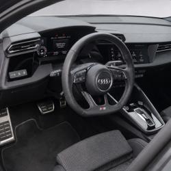 Audi A3 Sportback Sportback 1.5 40 TFSI e - 204S-Tronic 6 S line PH2 JA18 - Keyless - Cam&eacute;ra - Matrix occasion - S&eacute;r&eacute;zin-du-Rh&ocirc;ne - photo 3/3