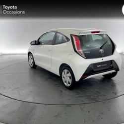 Toyota Aygo 1.0 VVT-i 72ch x-play 3p Luisant