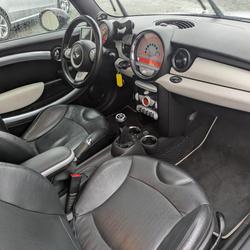 Mini Mini COOPER D CAMDEN 1.6 D 110CH 3P BVM6 La Blouti&egrave;re