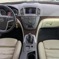 Opel Insignia A 2.0 CDTI  130CH BVM6 La Blouti&egrave;re