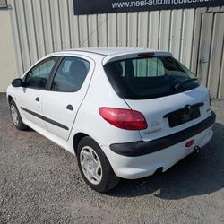 Peugeot 206 1.4 HDI 70CH BVM5 La Blouti&egrave;re