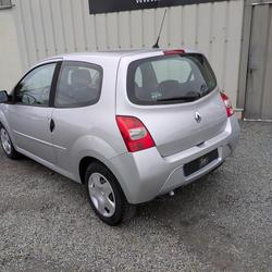 Renault Twingo 2 II 1.2I 75CH 3P La Blouti&egrave;re