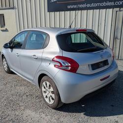 Peugeot 208 LIKE 1.0I 68CH 5P BVM5 La Blouti&egrave;re